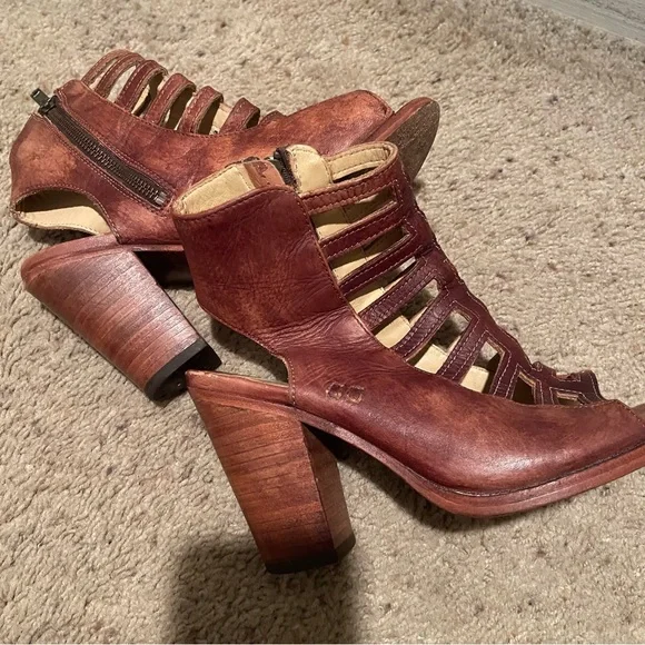 Bed Stu women chestnut brown distressed leather caged stacked heel shoes, 8 1/2 - Picture 5 of 12